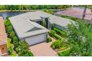 15857 AURORA LAKE CIRCLE, WIMAUMA, FL 33598 Sold 08/12/24