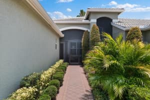 15857 AURORA LAKE CIRCLE, WIMAUMA, FL 33598 Sold 08/12/24