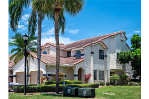 10415 SAINT TROPEZ PLACE, TAMPA, FL 33615 Sold 08/05/24