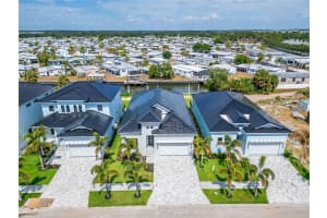 6540 SIMONE SHORES CIRCLE, APOLLO BEACH, FL 33572 - MLS#MFRT3530236