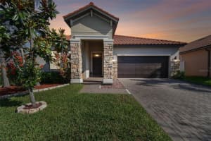 11832 FROST ASTER DRIVE, RIVERVIEW, FL 33579 Sold 07/31/24