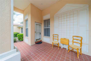 124 KNOLLPOINT DRIVE, SUN CITY CENTER, FL 33573 Sold 02/27/25