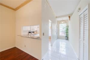 124 KNOLLPOINT DRIVE, SUN CITY CENTER, FL 33573 Sold 02/27/25