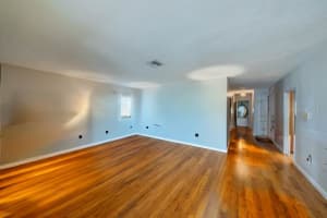 902 VILLAGE GREEN PARKWAY, BRADENTON, FL 34209 Sold 07/26/24