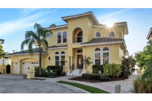 4104 CAUSEWAY VISTA DRIVE, TAMPA, FL 33615 Sold 12/05/24