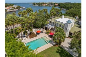 828 BAYSIDE DR, TAMPA, FL 33609 Sold 03/31/25