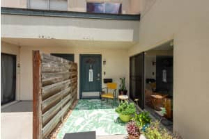 6810 WHITMAN PLACE, SARASOTA, FL 34243 Sold 07/16/24