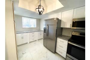 6320 NEWTOWN CIRCLE, TAMPA, FL 33615 Sold 09/06/24