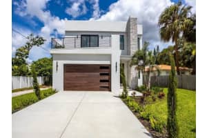 2712 OAKDALE AVENUE, TAMPA, FL 33602 Sold 12/18/24