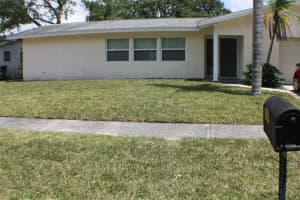 1573 21ST STREET, LARGO, FL 33770 Sold 11/04/24