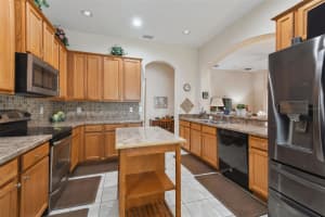 6907 RUNNER OAK DRIVE, WESLEY CHAPEL, FL 33545 Sold 11/26/24