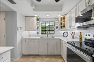 2490 HERON TERRACE, CLEARWATER, FL 33762 Sold 09/16/24