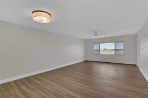 4750 COVE CIRCLE, SAINT PETERSBURG, FL 33708 Sold 12/03/24