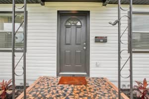 430 ROTARY PLACE, SAINT PETERSBURG, FL 33703 Sold 11/08/24