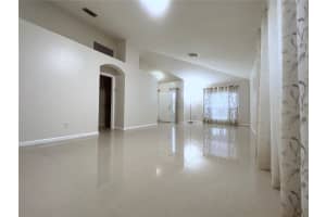 10431 HUNTERS HAVEN BOULEVARD, RIVERVIEW, FL 33578 Sold 11/12/24