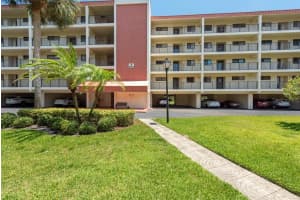 9433 HARBOR GREENS WAY, SEMINOLE, FL 33776 Sold 11/29/24