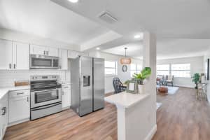 4575 COVE CIRCLE, SAINT PETERSBURG, FL 33708 Sold 10/04/24