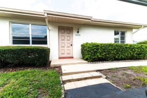2220 Grenadier Dr #2220, SUN CITY CENTER