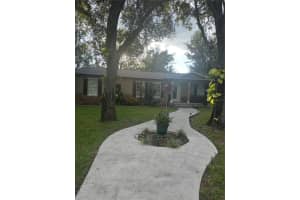 10520 HENDERSON ROAD, TAMPA, FL 33625 Sold 07/25/25