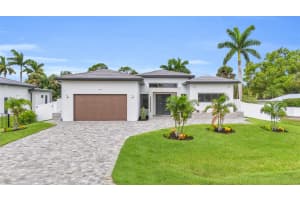 1324 LONGWOOD DRIVE, FORT MYERS, FL 33919 Sold 11/15/24