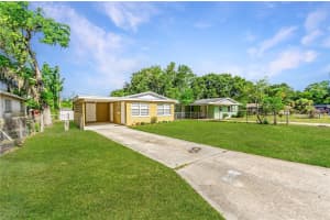 2112 BASSEDENA CIRCLE, LAKELAND, FL 33805 Sold 10/07/24