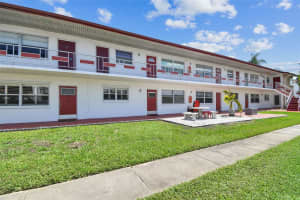 1950 58TH AVENUE, SAINT PETERSBURG, FL 33714 Sold 12/02/24