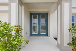 6131 HIDDEN BRANCH DRIVE, APOLLO BEACH, FL 33572 Sold 11/15/24