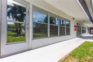 3100 HARTFORD STREET, SAINT PETERSBURG, FL 33713 Sold 04/17/25