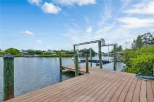429 FLAMINGO DRIVE, APOLLO BEACH, FL 33572 Sold 08/05/25