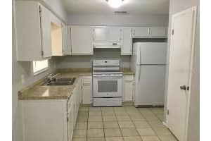 27167 THORNCREST AVENUE, BROOKSVILLE, FL 34602 Sold 09/13/24