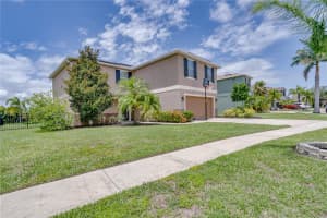 228 STAR SHELL DRIVE, APOLLO BEACH, FL 33572 - MLS#MFRT3536292