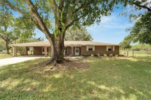 602 SHELL POINT ROAD, RUSKIN, FL 33570 Sold 03/03/25