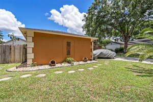 3205 SHADY GLEN CIRCLE, TAMPA, FL 33618 Sold 09/20/24