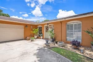 3205 SHADY GLEN CIRCLE, TAMPA, FL 33618 Sold 09/20/24
