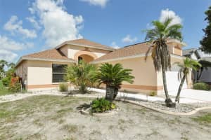 1826 DEL WEBB BOULEVARD, SUN CITY CENTER, FL 33573 Sold 12/13/24
