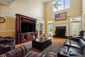 2207 PAR MEADOWS LANE, PLANT CITY, FL 33566 Sold 12/13/24