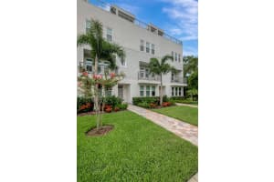 2442 MISSISSIPPI AVENUE, TAMPA, FL 33629 Sold 09/19/24