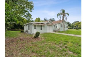 1763 25TH AVENUE, ST PETERSBURG, FL 33713 Sold 01/30/25