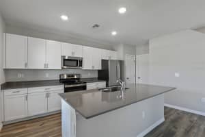 1532 HUMMINGBIRD ROAD, WINTER HAVEN, FL 33884 Sold 11/26/24