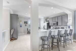 7285 ISLAMORADA CIRCLE, SEMINOLE, FL 33777 Sold 11/01/24