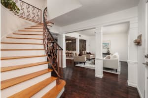 2567 MADRID WAY, SAINT PETERSBURG, FL 33712 Sold 11/21/24