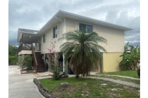 816 SEABREEZE DRIVE, RUSKIN, FL 33570 Sold 03/18/25