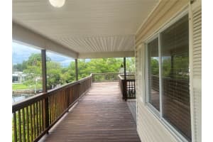816 SEABREEZE DRIVE, RUSKIN, FL 33570 Sold 03/18/25