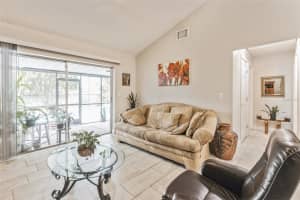 3282 LAUREL DALE DRIVE, TAMPA, FL 33618 Sold 11/22/24