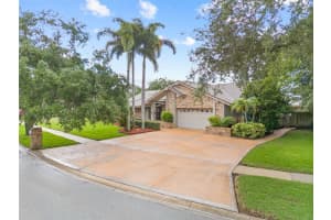 2687 BEAUMONT COURT, CLEARWATER, FL 33761 Sold 12/19/24