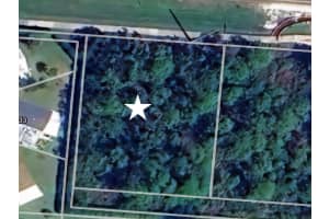 TAMIAMI TRL, NORTH PORT, FL 34287 - MLS#MFRT3538191
