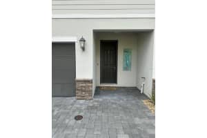 15054 BLUE QUAKER PLACE, TAMPA, FL 33613 Sold 12/18/24