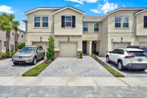 4268 CLOUD HOPPER WAY, LUTZ, FL 33559 Sold 11/01/24