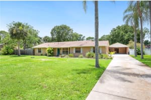 7910 MEADOWCROFT PLACE, TAMPA, FL 33615 Sold 09/09/24
