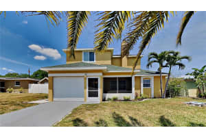10489 113th Ave, LARGO